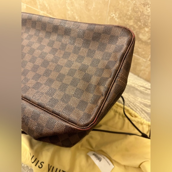 Louis Vuitton Neverfull - MM - Picture 5 of 16